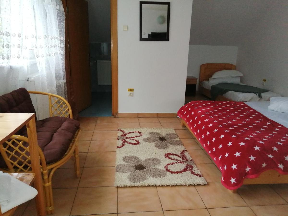 Casa Zura Buşteni Exterior foto