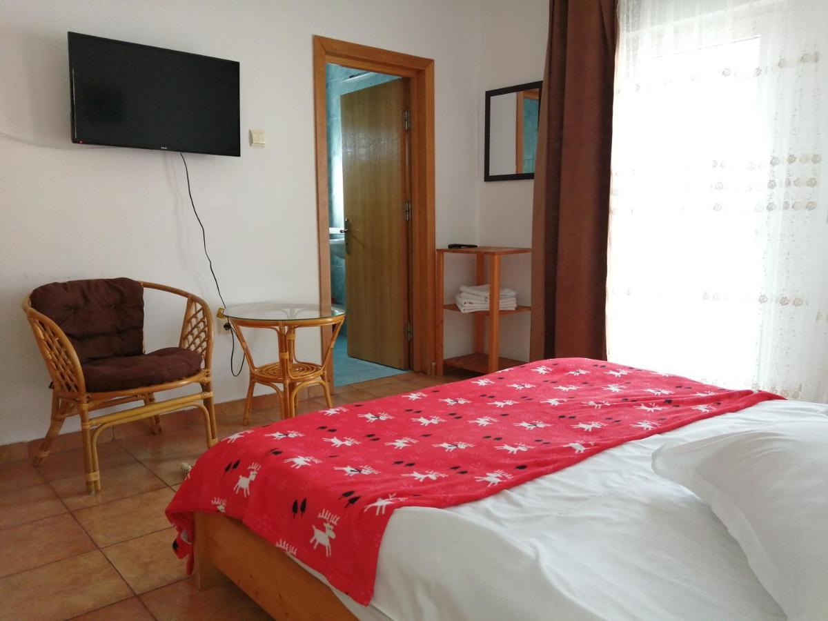 Casa Zura Buşteni Exterior foto