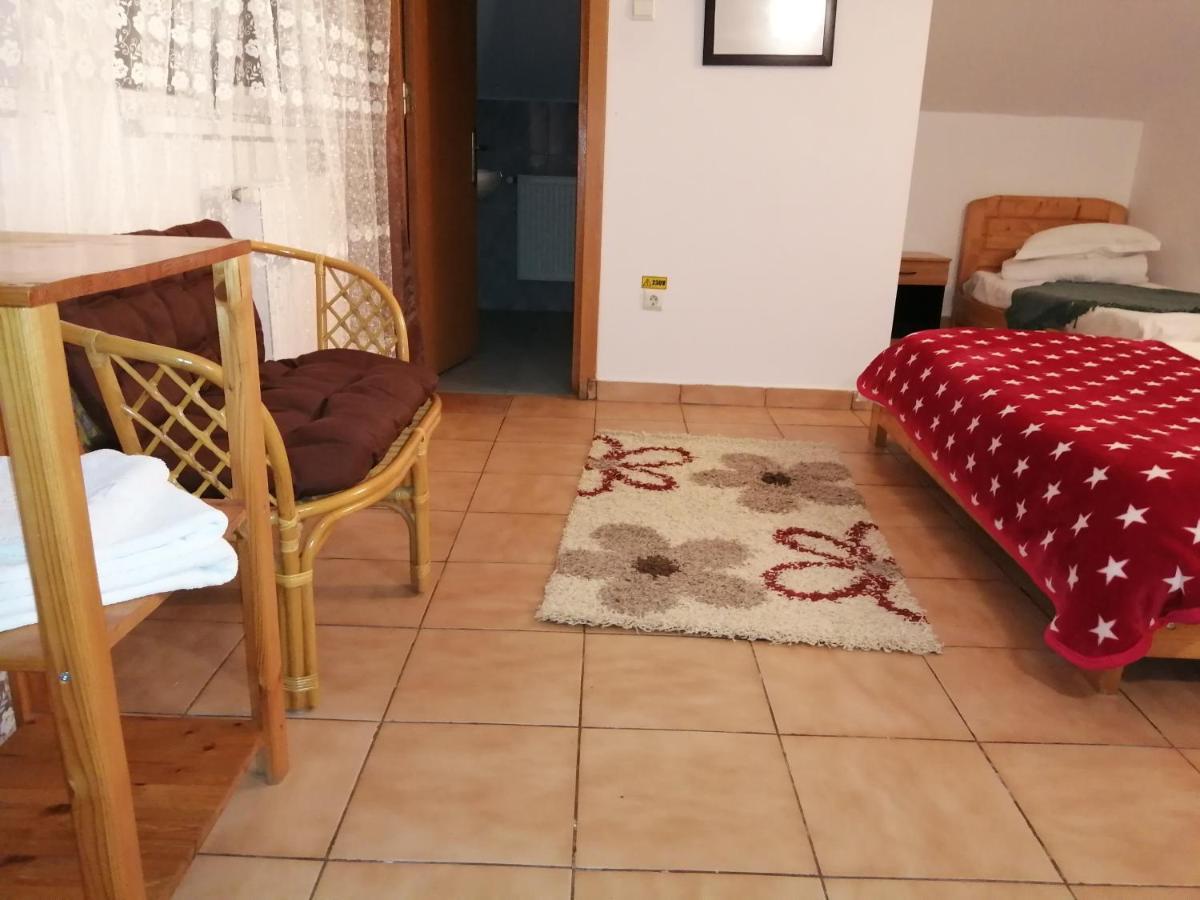 Casa Zura Buşteni Exterior foto