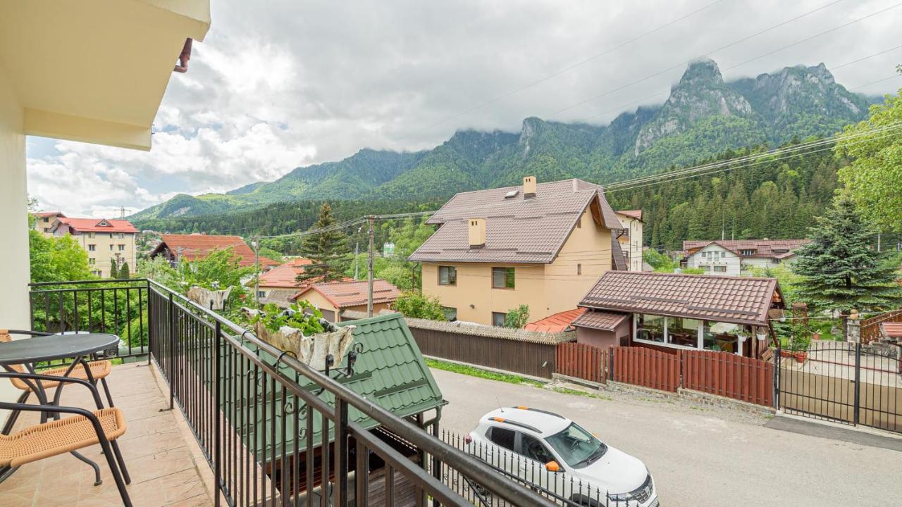 Casa Zura Buşteni Exterior foto
