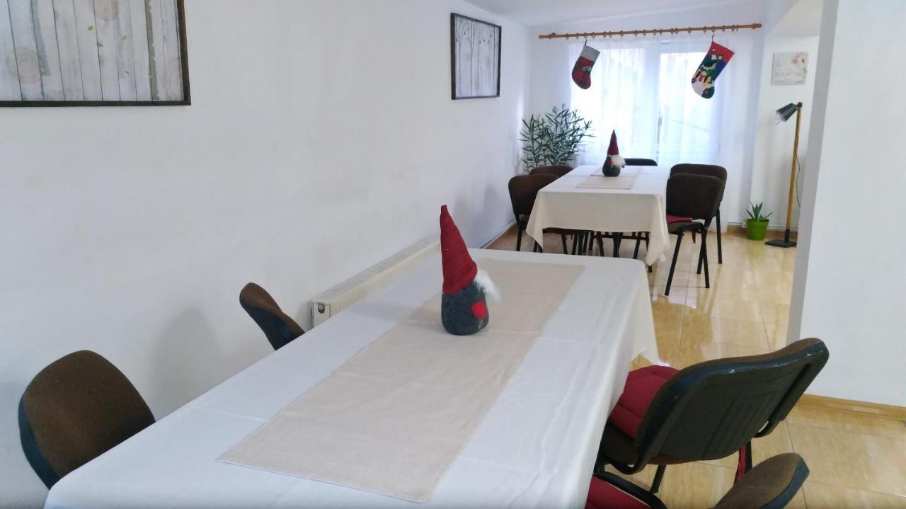 Casa Zura Buşteni Exterior foto